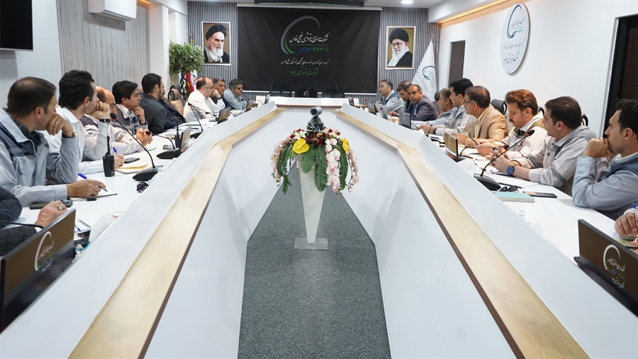 ولین نشست تخصصی مدیران تولید پترول با مدیران پتروشیمی ایلام در سال جدید